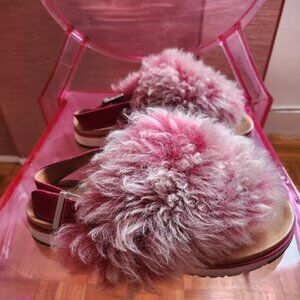 UGG Holly Fusion Leather Sheepskin Sandal in Cerise SZ 9M